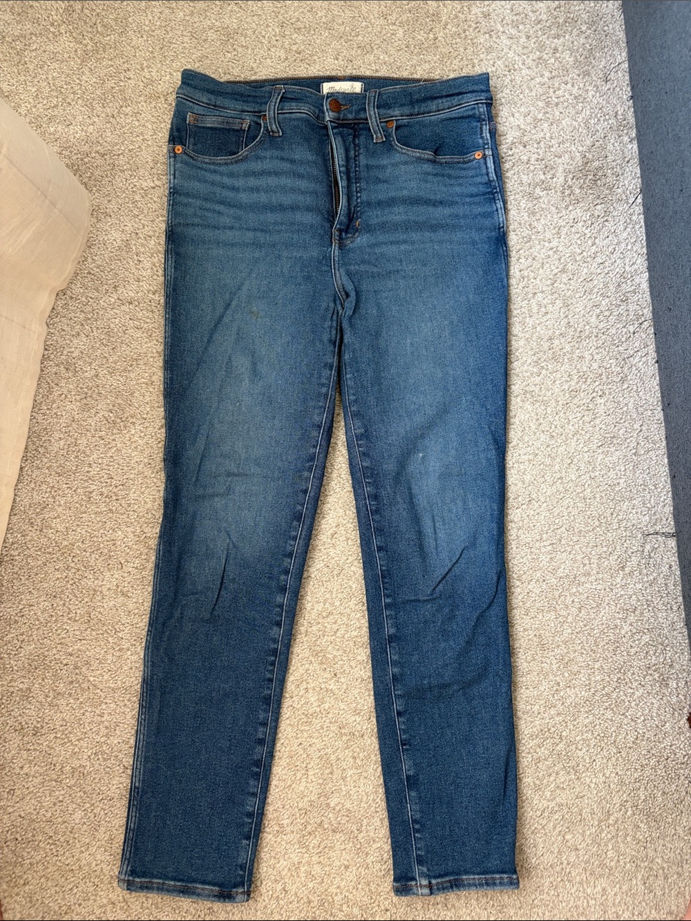 Madewell Straight-Leg Jeans in Dark Blue Wash